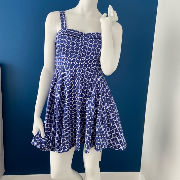 Retro Short Summer Dress - Picture 4 of 6